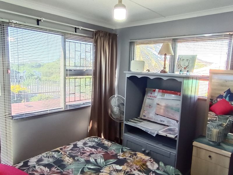 Walking Distance to the Beach with Two Rental Income Generating Flats! in Paradise Beach - Photo 9