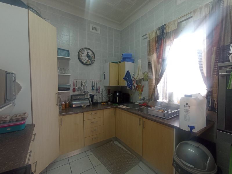 3 Bedroom House to Rent in Krugersdorp North - Photo 3