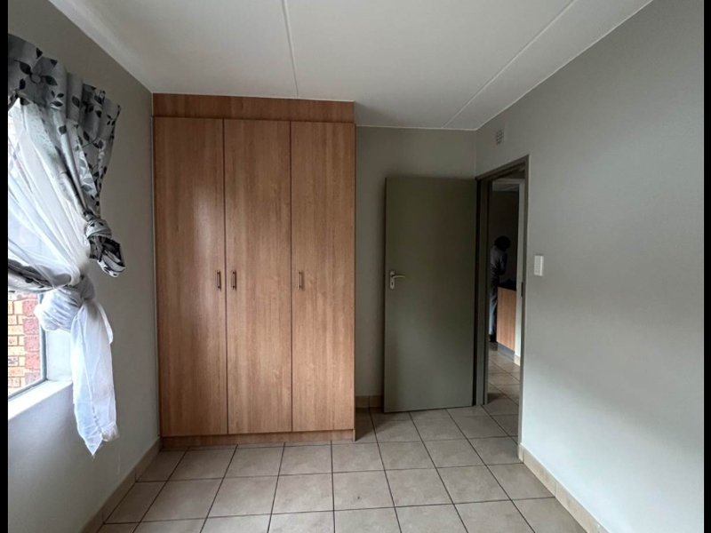 Apartment Rental Monthly In Johannesburg - Photo 9