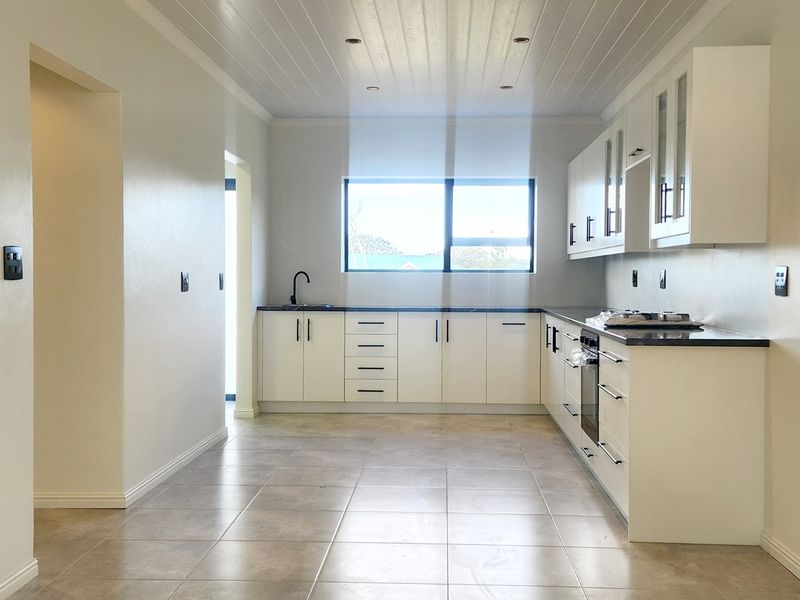 Modern Comfort Meets Countryside Charm - Photo 7