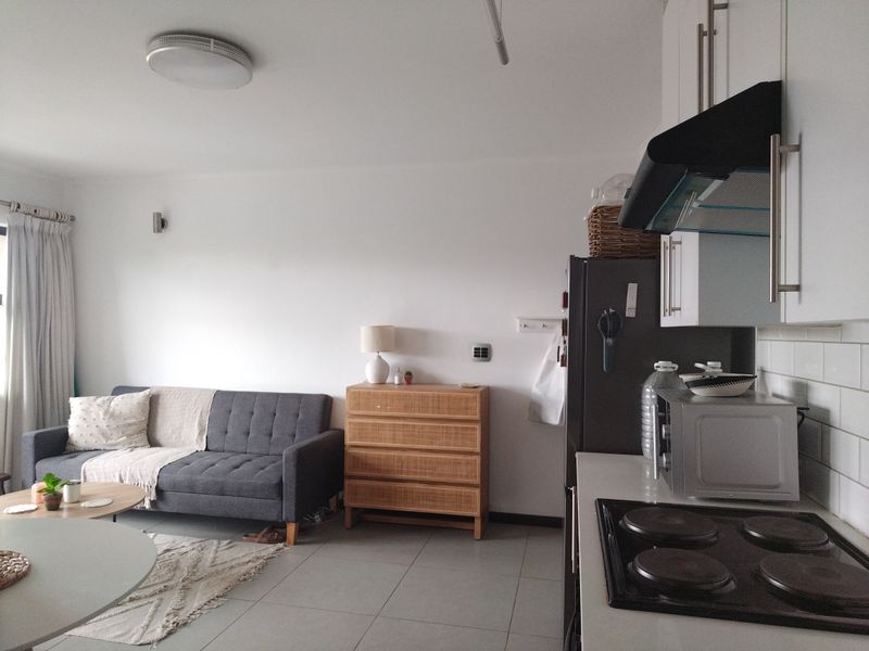 Want a place close to the Gautrain station or University of Pretoria - Photo 3