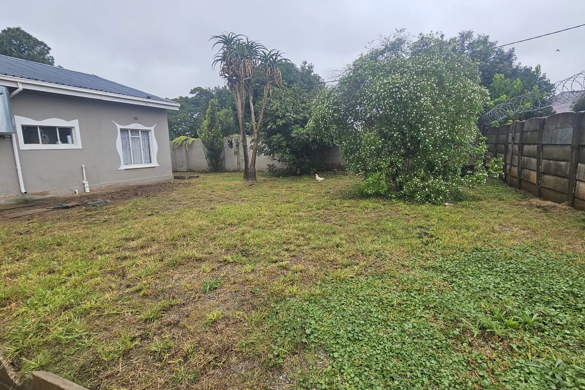 Charming 3-Bedroom Family Home with Versatile Living Spaces - Photo 3