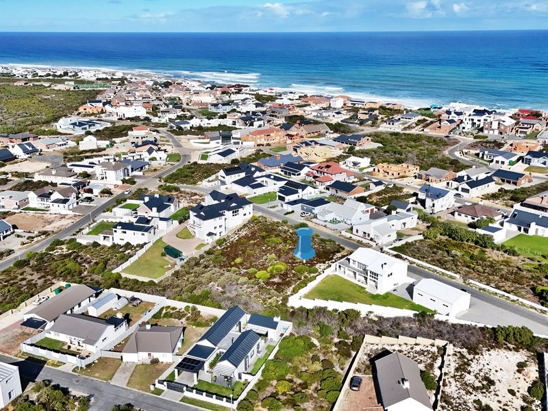 Bring Your Vision to Life on This Expansive Canvas - Photo 4