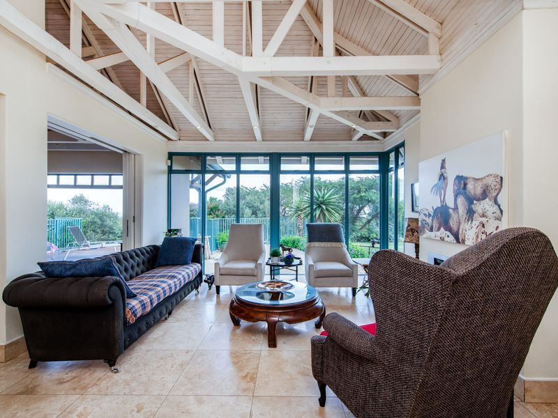 3-Bedroom Home with Two Cottages – The Lifestyle Property You’ve Been Waiting For! - Photo 9