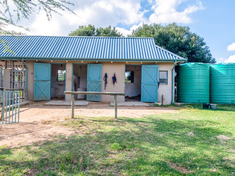 3-Bedroom Home with Two Cottages – The Lifestyle Property You’ve Been Waiting For! - Photo 7