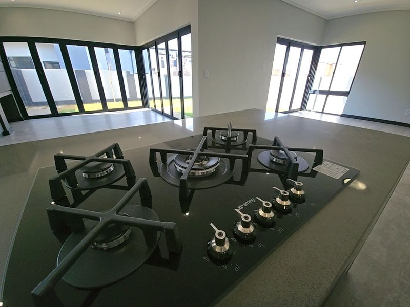 Discover this exquisite double-storey 3 bedroom home in Fountainbrook Estate - Photo 9