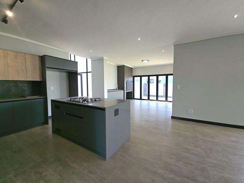 Discover this exquisite double-storey 3 bedroom home in Fountainbrook Estate - Photo 6