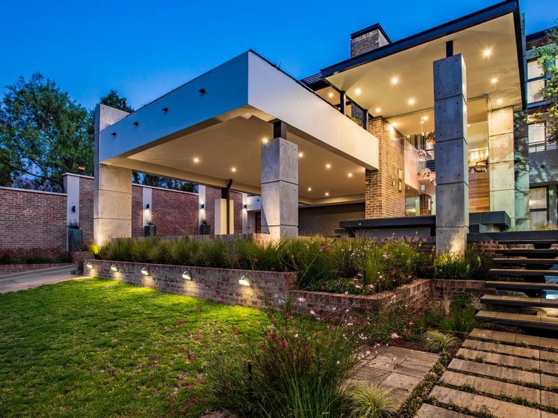 Joie de vivre living at its finest - Photo 10