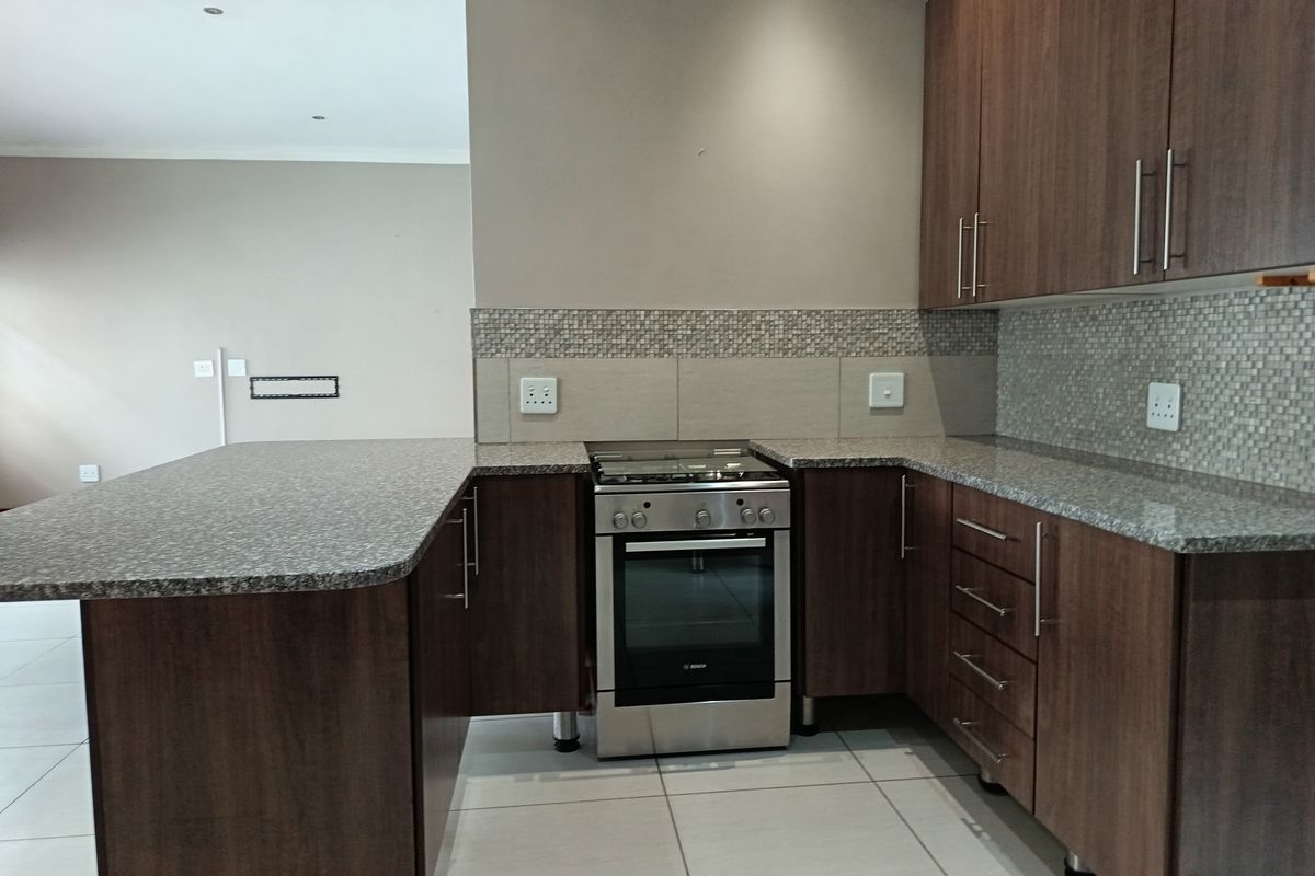 Upmarket three bedroom home In a safe secure complex - Photo 5