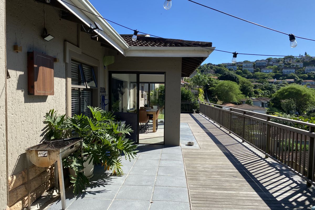 Timeless , Modern,  Level,  Garden Townhouse - Photo 3