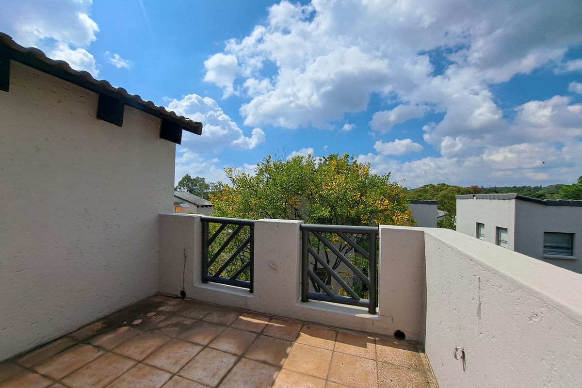 Lovely loft apartment to renovate - Photo 2