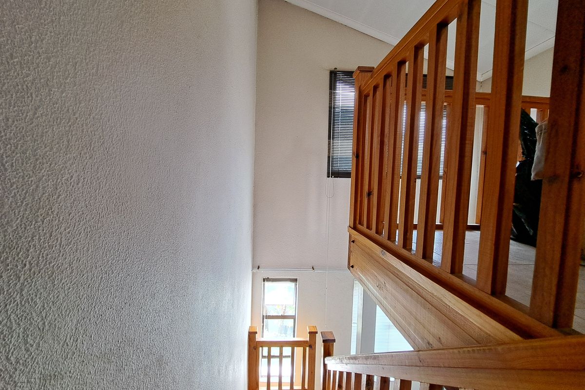 Lovely loft apartment to renovate - Photo 3