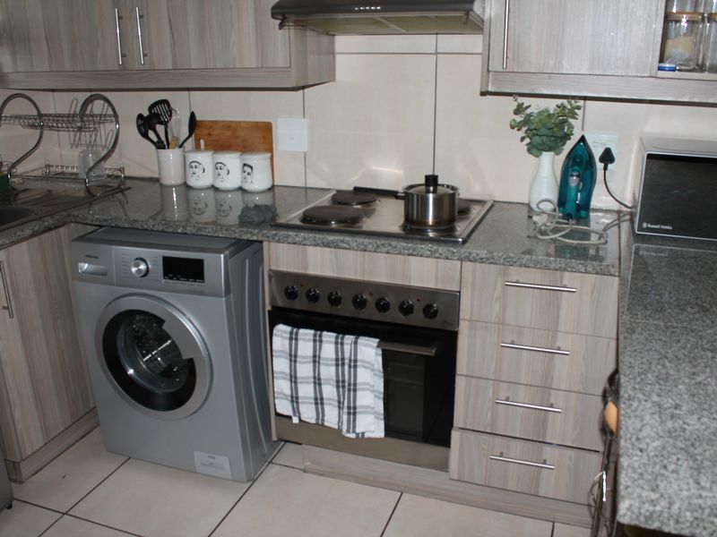 Stunning 2 bedroom duplex for sale in Mayberry Park, Alberton—your dream home awaits! Act fast! - Photo 7