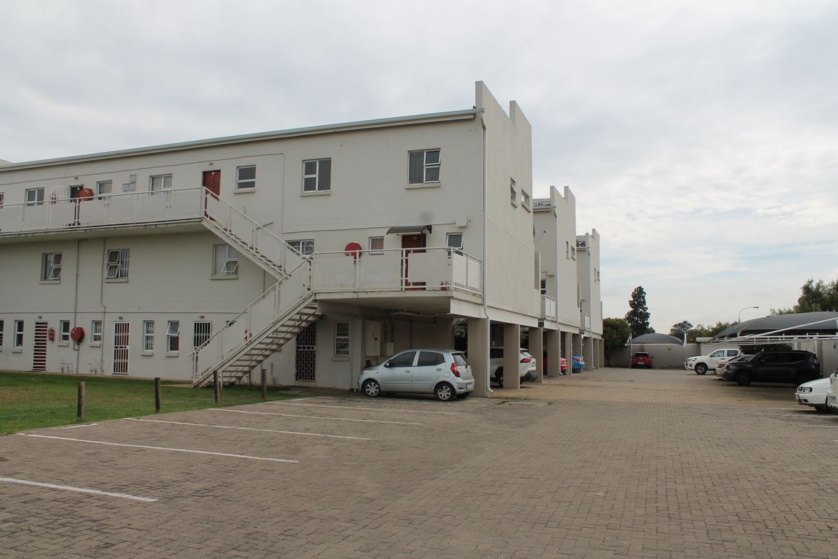 Stunning 2 bedroom duplex for sale in Mayberry Park, Alberton—your dream home awaits! Act fast! - Photo 3