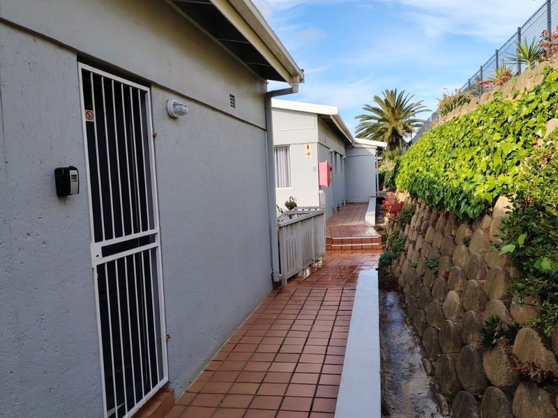 Ocean Views & Easy Living. Your Fully Furnished Dream Awaits! - Photo 6