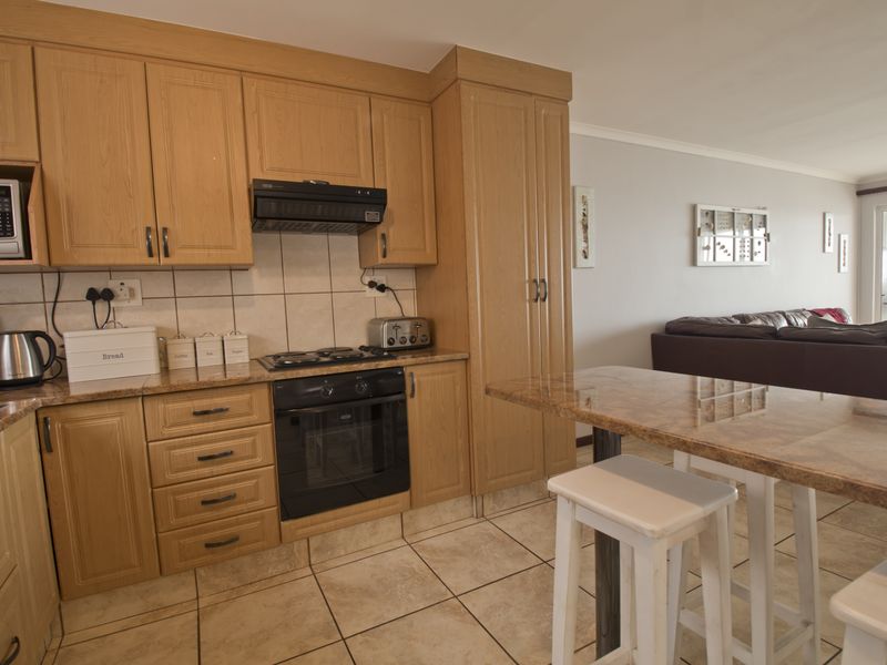 Ocean Views & Easy Living. Your Fully Furnished Dream Awaits! - Photo 9