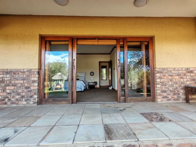4 Bedroom House for Sale in Boschenvaal River Front Lodges - Photo 8