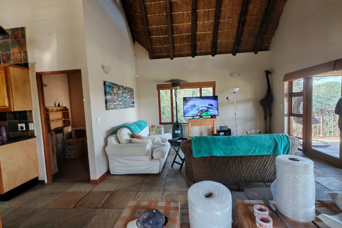 4 Bedroom House for Sale in Boschenvaal River Front Lodges - Photo 5