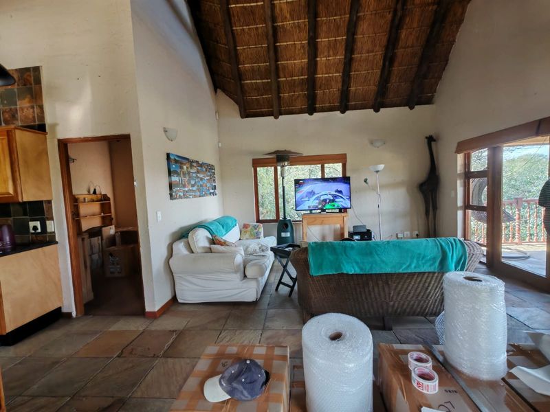 4 Bedroom House for Sale in Boschenvaal River Front Lodges - Photo 5
