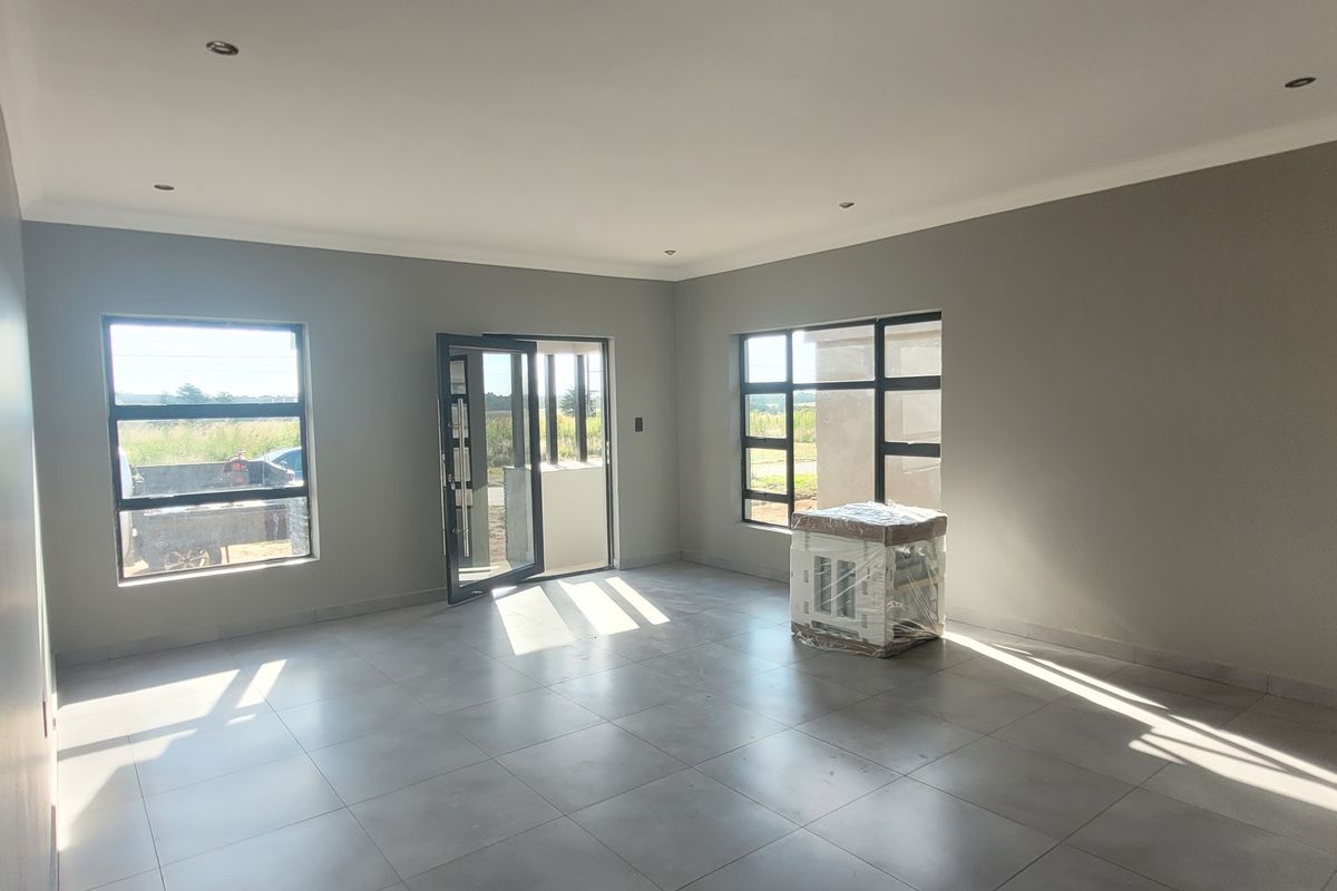 Brand new treasure! - Photo 3