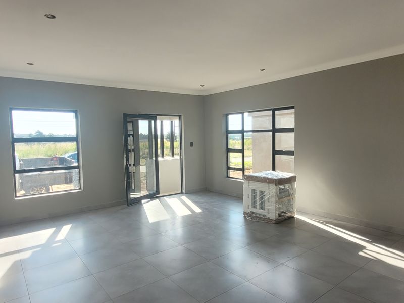 Brand new treasure! - Photo 3