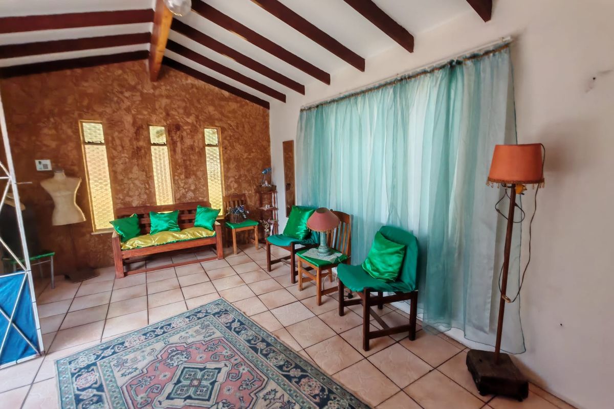 4 Bedroom House for Sale in Sasolburg - Photo 4