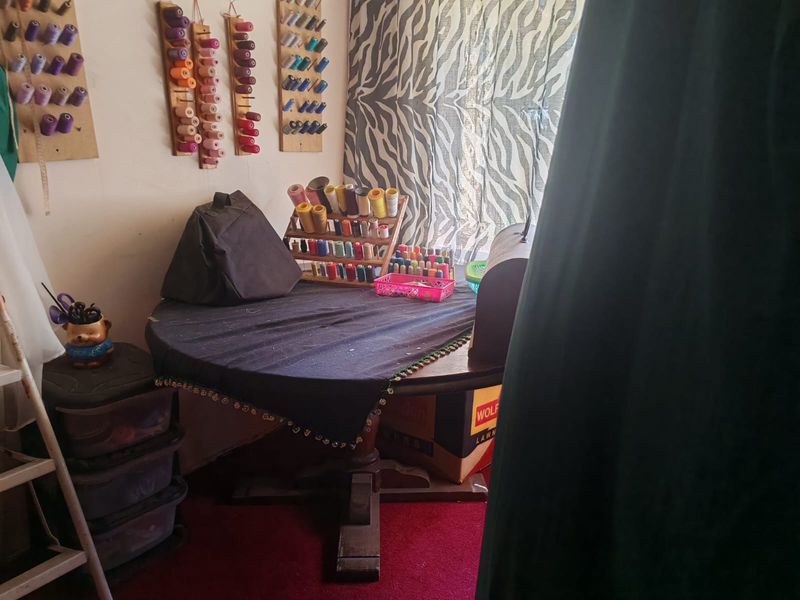 4 Bedroom House for Sale in Sasolburg - Photo 9