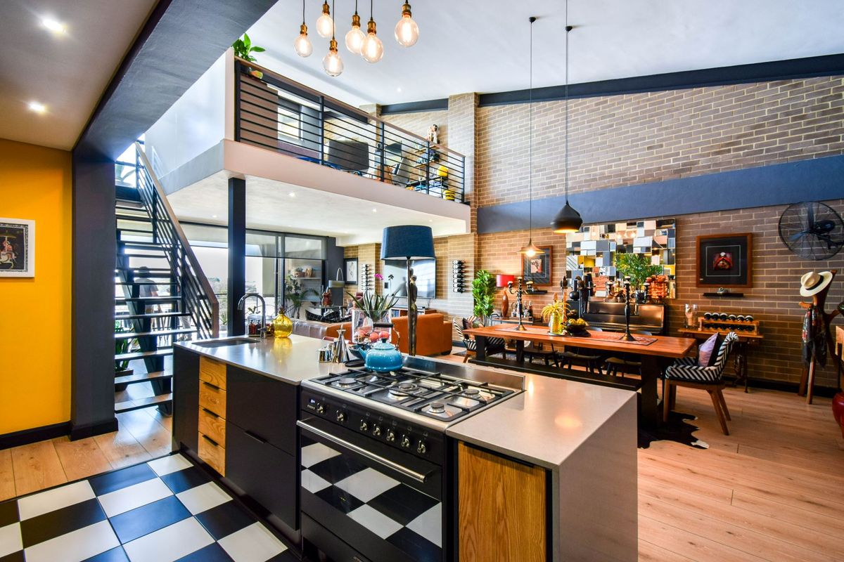 Luxurious Penthouse Living | Lock-Up-and-Go Convenience - Photo 3