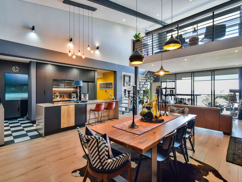 Luxurious Penthouse Living | Lock-Up-and-Go Convenience - Photo 10