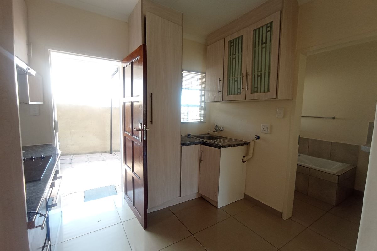 Secure Estate-Style Living | 3-Bedroom Home in Witpoortjie - Photo 4
