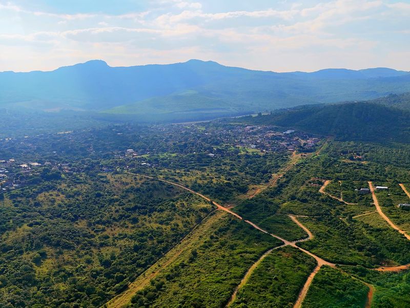 4 HECTARE SMALLHOLDING WITH 2 HOMES – GROWTH ZONE NEAR Bushvalley, Louis Trichardt. - Photo 3