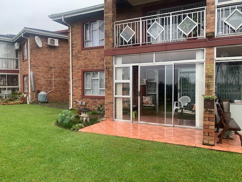 Two Bedroom Unit at Bethany Gardens - Photo 2