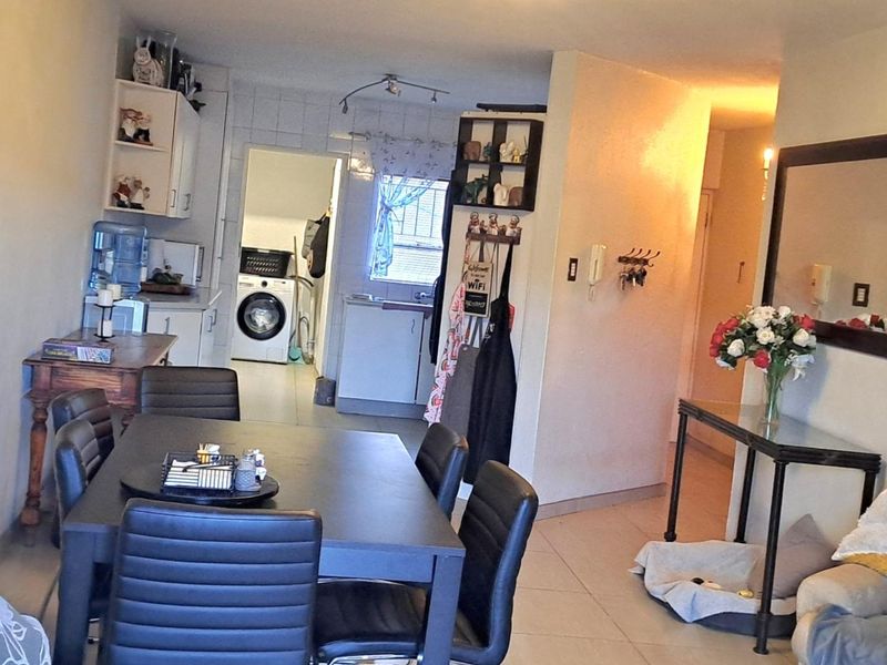 SPACIOUS THREE BEDROOM APARTMENT FOR SALE IN RANGEVIEW WITH PRIVATE GARDEN AND COMMUNAL POOL - Photo 10