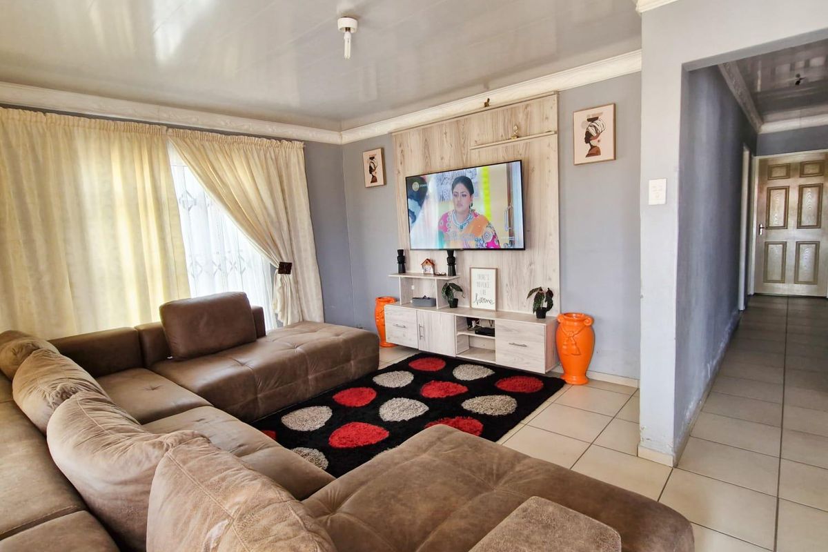 Freehold For Sale In Secunda - Photo 5