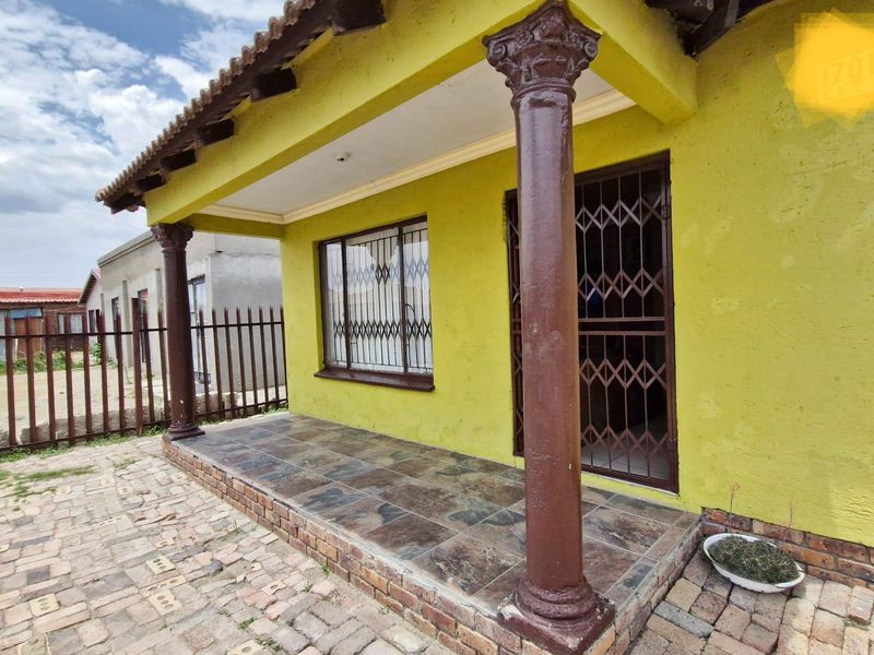 Freehold For Sale In Secunda - Photo 2