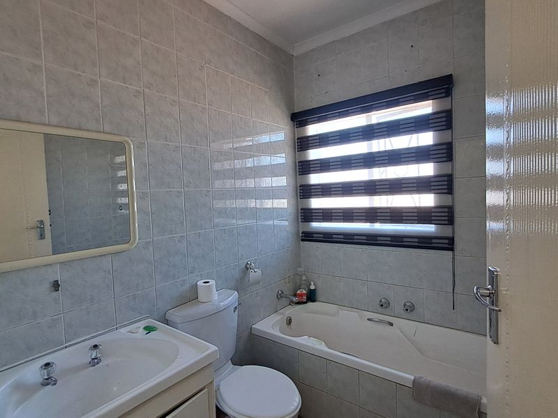 Step Up to Exceptional – Double-Story Luxury in Every Detail - Photo 8