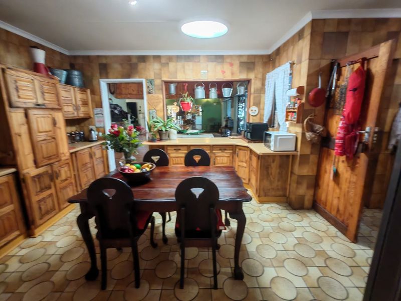 3 Bedroom House for Sale in Sasolburg Ext 11 - Photo 5