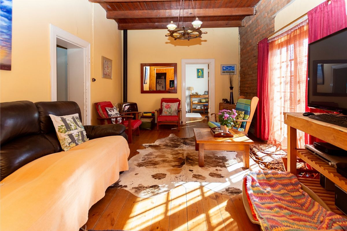 Charming Century-Old Home with Unique Character and Business Potential - Photo 2
