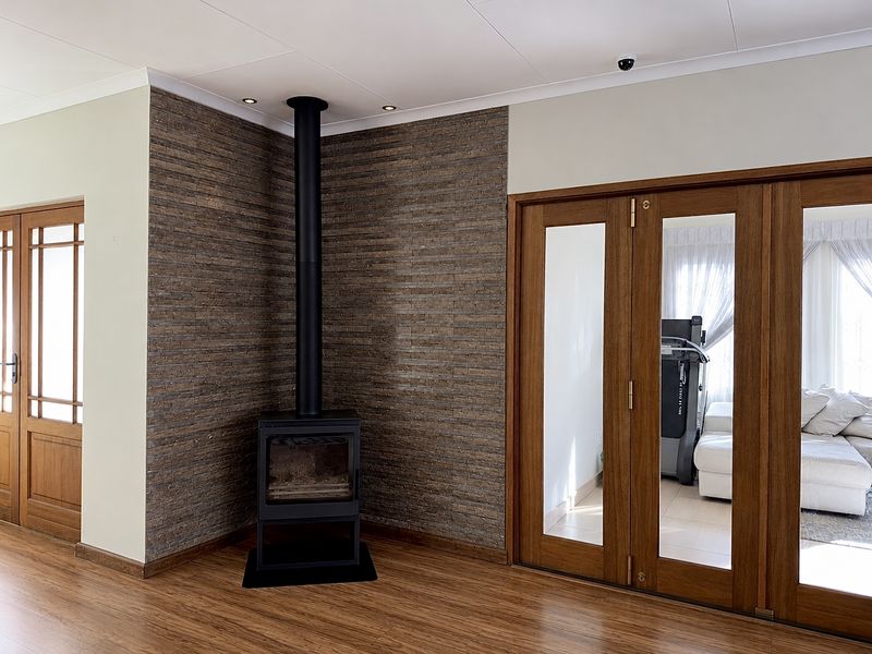 Modern Secunda Residence in Sought-After Neighbourhood. - Photo 10