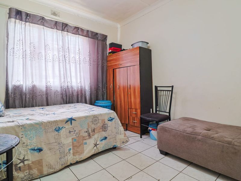 13 bedroom property for sale in Denver. - Photo 4