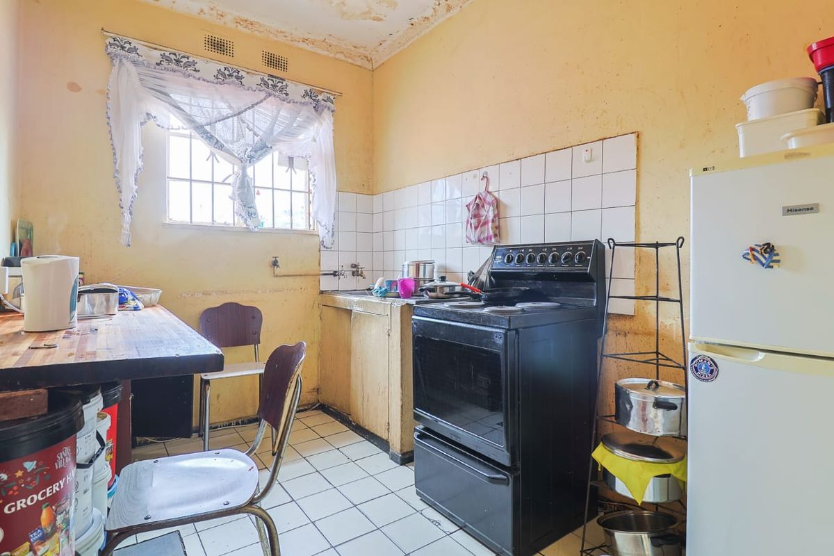 13 bedroom property for sale in Denver. - Photo 3