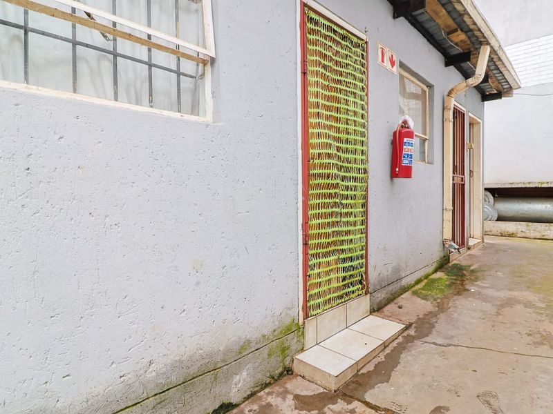 13 bedroom property for sale in Denver. - Photo 10