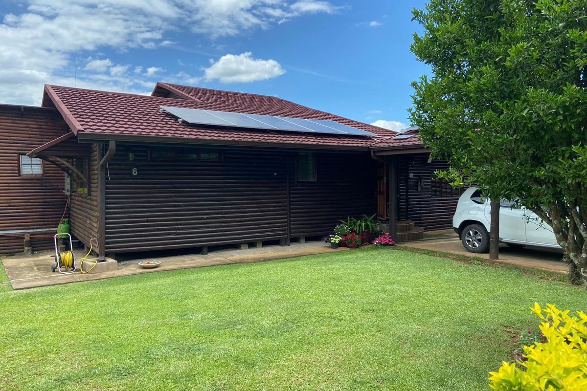 Living in the Peace of the Country - Photo 3