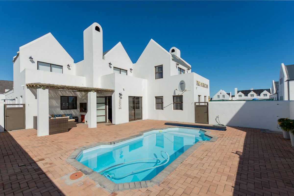 Family Home in Dwarskersbos – Just a Stone's Throw from the Beach - Photo 2