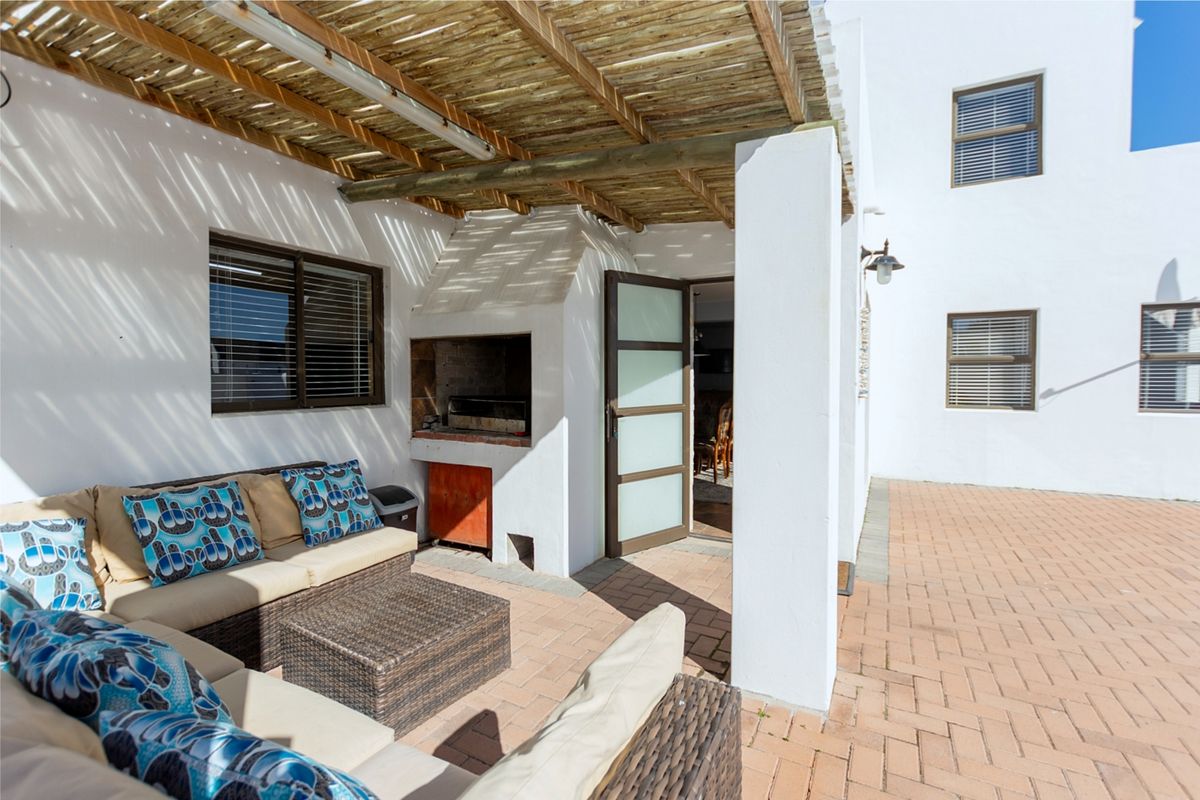 Family Home in Dwarskersbos – Just a Stone's Throw from the Beach - Photo 4