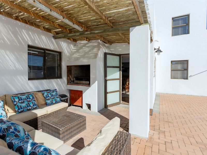 Family Home in Dwarskersbos – Just a Stone's Throw from the Beach - Photo 4