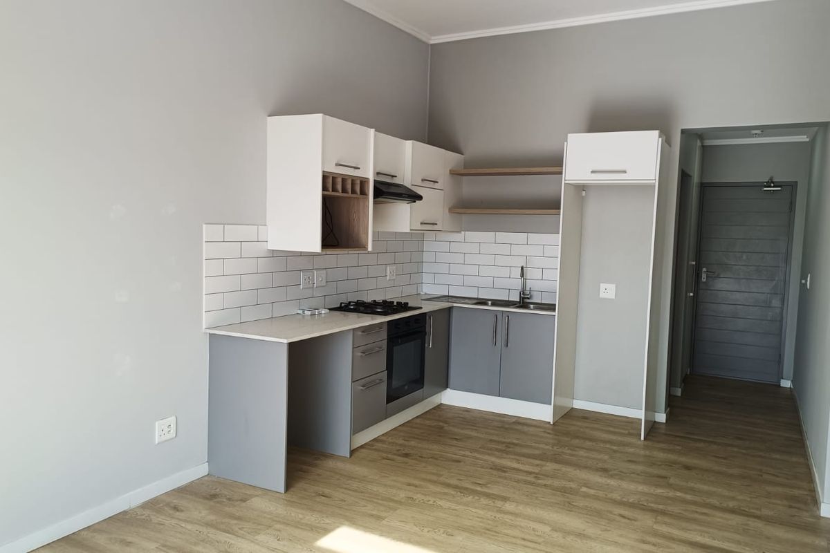 Stylish 1-Bedroom Gem in Table View – Close to Everything! - Photo 5