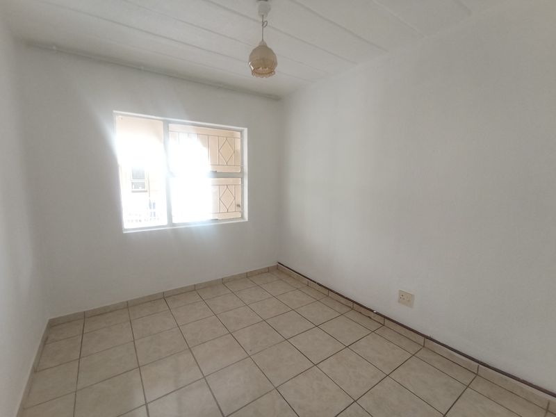 2 bedroom Apartment in Florida - Photo 8