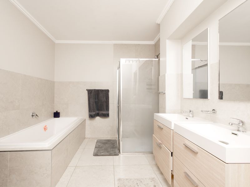 This charming Kilima three-bedroom home will satisfy all of your needs. - Photo 10