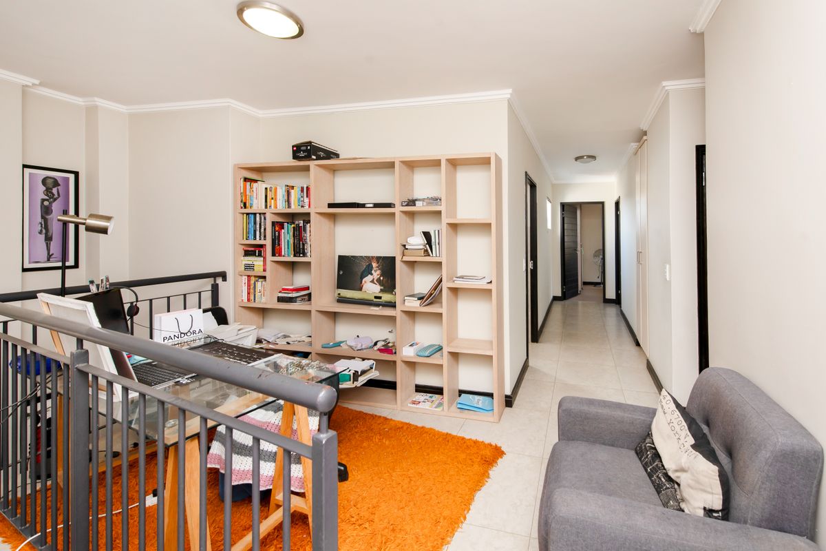 This charming Kilima three-bedroom home will satisfy all of your needs. - Photo 5